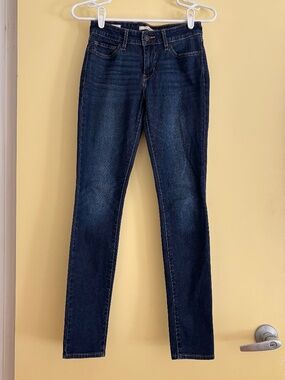 Levi Red Tab 711 Skinny Jeans Size 25